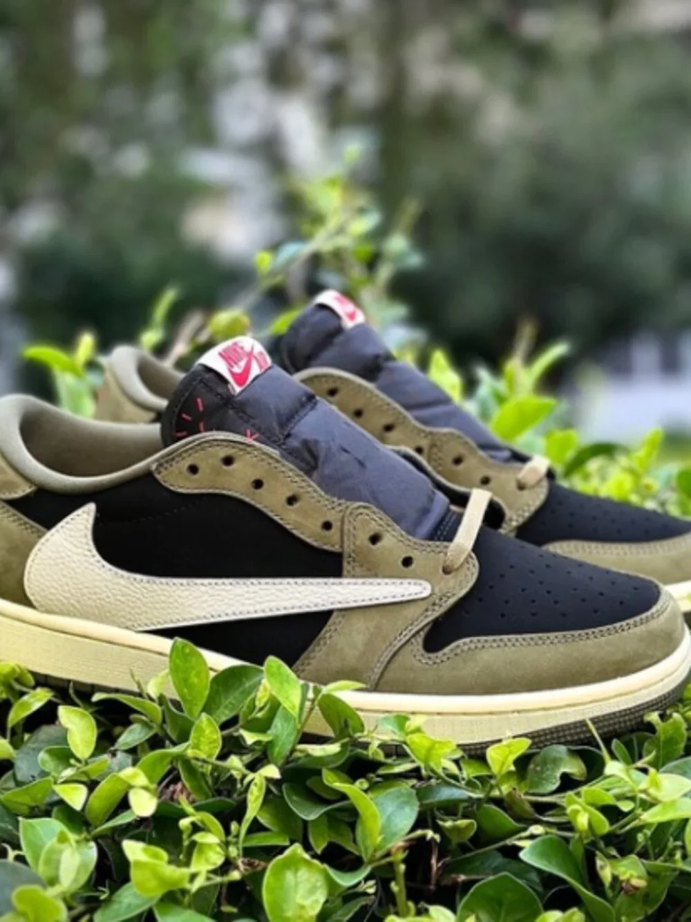 Travis Scott Air Jordan 1 Retro Low OG Dark Mocha